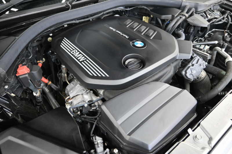 BMW 3シリーズ 320d xDrive Mｽﾎﾟｰﾂ ｴﾃﾞｨｼｮﾝｼﾞｮｲﾌﾟﾗｽ　ACC ｺﾝﾌｫA LCA OPｵｲｽﾀｰﾚｻﾞｰ ｼｰﾄﾋｰﾀｰ 純正iDriveﾅﾋﾞ 360ｶﾒﾗ CarPlay Mｴｱﾛ&18ｲﾝﾁAW　2年保証付