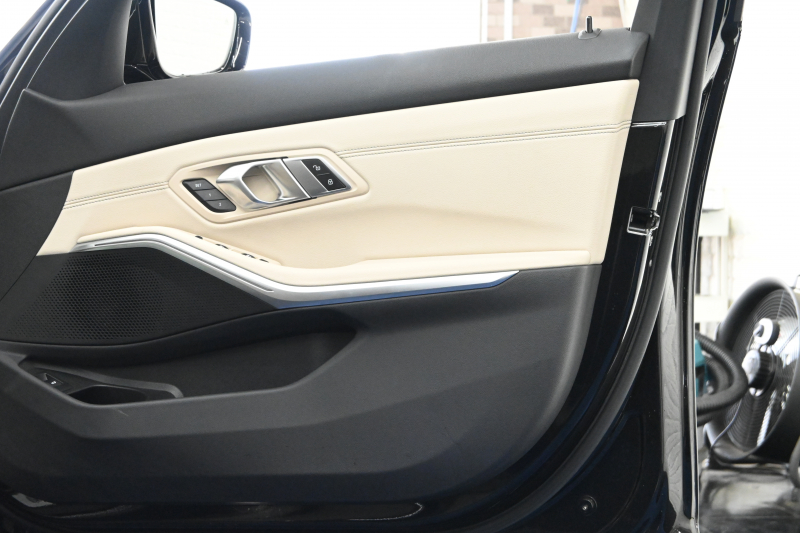 BMW 3シリーズ 320d xDrive Mｽﾎﾟｰﾂ ｴﾃﾞｨｼｮﾝｼﾞｮｲﾌﾟﾗｽ　ACC ｺﾝﾌｫA LCA OPｵｲｽﾀｰﾚｻﾞｰ ｼｰﾄﾋｰﾀｰ 純正iDriveﾅﾋﾞ 360ｶﾒﾗ CarPlay Mｴｱﾛ&18ｲﾝﾁAW　2年保証付