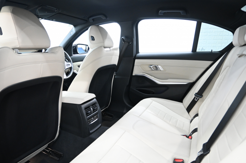 BMW 3シリーズ 320d xDrive Mｽﾎﾟｰﾂ ｴﾃﾞｨｼｮﾝｼﾞｮｲﾌﾟﾗｽ　ACC ｺﾝﾌｫA LCA OPｵｲｽﾀｰﾚｻﾞｰ ｼｰﾄﾋｰﾀｰ 純正iDriveﾅﾋﾞ 360ｶﾒﾗ CarPlay Mｴｱﾛ&18ｲﾝﾁAW　2年保証付