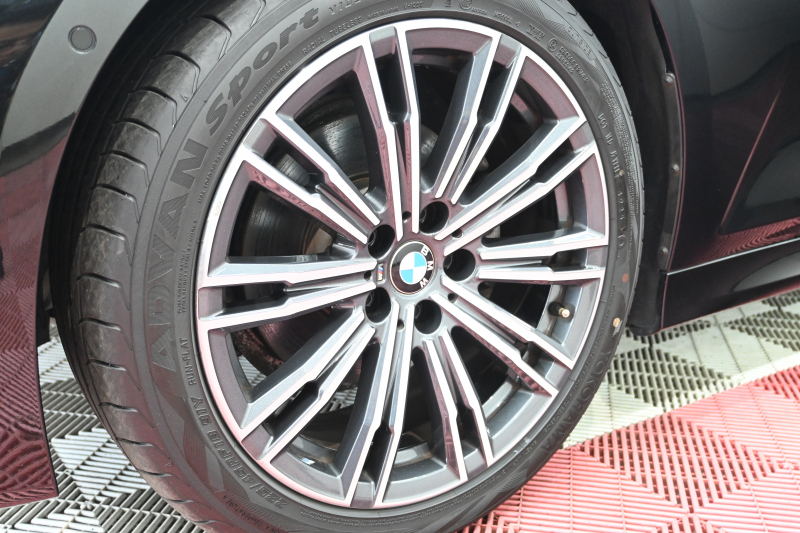 BMW 3シリーズ 320d ﾂｰﾘﾝｸﾞ Mｽﾎﾟｰﾂ　正規D車 ACC ｺﾝﾌｫｰﾄA ｲﾝﾃﾘｼﾞｪﾝﾄS 茶革 純正Idriveﾅﾋﾞ Bｶﾒﾗ Blouetoothｵｰﾃﾞｨｵ 自動Rｹﾞｰﾄ Sportﾓｰﾄﾞ LEDﾍｯﾄﾞﾗｲﾄ 純正18ｲﾝﾁAW　2年保証付