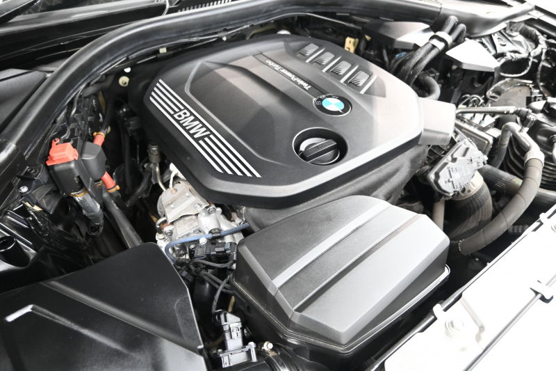 BMW 3シリーズ 320d ﾂｰﾘﾝｸﾞ Mｽﾎﾟｰﾂ　正規D車 ACC ｺﾝﾌｫｰﾄA ｲﾝﾃﾘｼﾞｪﾝﾄS 茶革 純正Idriveﾅﾋﾞ Bｶﾒﾗ Blouetoothｵｰﾃﾞｨｵ 自動Rｹﾞｰﾄ Sportﾓｰﾄﾞ LEDﾍｯﾄﾞﾗｲﾄ 純正18ｲﾝﾁAW　2年保証付