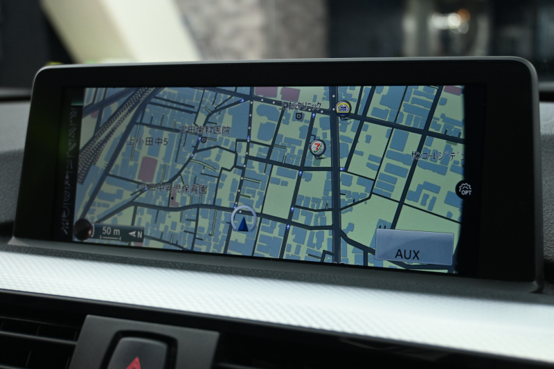 BMW 3シリーズ 320i Mｽﾎﾟｰﾂ　正規D車 ACC 黒革 ﾋｰﾀｰ 純正ﾅﾋﾞ TV Bｶﾒﾗ PTS LEDﾍｯﾄﾞﾗｲﾄ ｳｯﾄﾞ調ｲﾝﾃﾘｱ Sportﾓｰﾄﾞ ECOﾓｰﾄﾞ Mﾏﾙﾁﾌｧﾝｸｼｮﾝｽﾃｱﾘﾝｸﾞ Mｽｶｯﾌﾌﾟﾚｰﾄ 純正M18ｲﾝﾁAW　2年保証付