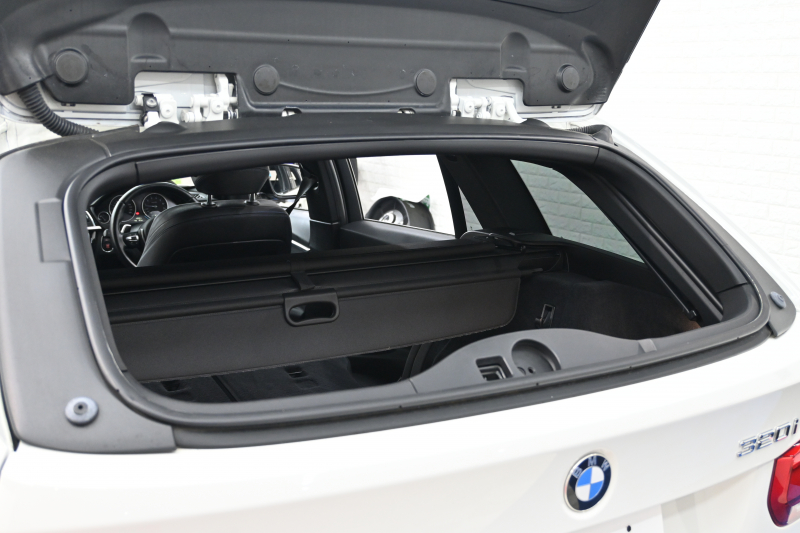 BMW 3シリーズ 320i ﾂｰﾘﾝｸﾞ Mｽﾎﾟｰﾂ　正規D車 後期ﾓﾃﾞﾙ ACC 黒革 純正iDriveﾅﾋﾞ Bｶﾒﾗ Carplay Blouetoothｵｰﾃﾞｨｵ LEDﾍｯﾄﾞﾗｲﾄ SPORTﾓｰﾄﾞ 自動Rｹﾞｰﾄ  Mｴｱﾛ&18ｲﾝﾁAW 自動ﾄﾗﾝｸ　2年保証付