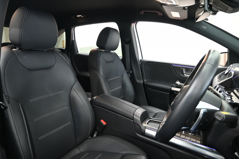 メルセデスベンツ Bクラス B220d AMGﾗｲﾝ&ﾚｻﾞｰｴｸｽｸﾙｰｼﾌﾞPKG ﾚｰﾀﾞｰSP　後期ﾓﾃﾞﾙ ACC 黒革 MBUXﾅﾋﾞ TV Bｶﾒﾗ HUD ｶｰﾎﾞﾝ調ｲﾝﾃﾘｱ ｺﾝﾌｫｰﾄｻｽﾍﾟﾝｼｮﾝ AMGｴｱﾛ&18ｲﾝﾁAW　2年保証