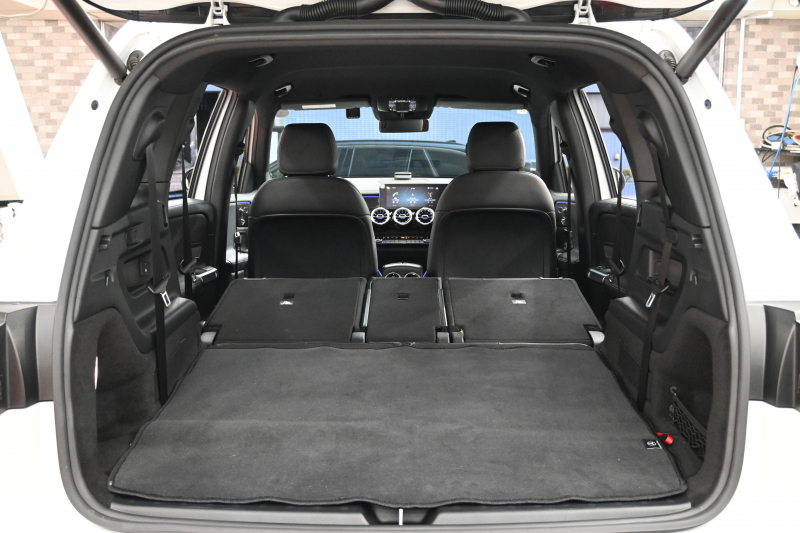 メルセデスベンツ GLB GLB250 4MATIC ｽﾎﾟｰﾂ ﾅｲﾄPKG AMGﾗｲﾝ ﾚｰﾀﾞｰSP　ACC 黒革 ﾋｰﾀｰ MBUXﾅﾋﾞTV 360ｶﾒﾗ Blouetoothｵｰﾃﾞｨｵ ﾜｲﾔﾚｽﾁｬｰｼﾞ 自動Rｹﾞｰﾄ&ﾊﾝｽﾞﾌﾘｰA AMGｴｱﾛ&20ｲﾝﾁAW　2年保証