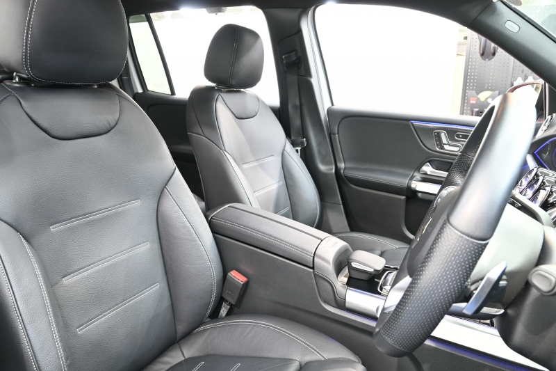 メルセデスベンツ GLB GLB250 4MATIC ｽﾎﾟｰﾂ ﾅｲﾄPKG AMGﾗｲﾝ ﾚｰﾀﾞｰSP　ACC 黒革 ﾋｰﾀｰ MBUXﾅﾋﾞTV 360ｶﾒﾗ Blouetoothｵｰﾃﾞｨｵ ﾜｲﾔﾚｽﾁｬｰｼﾞ 自動Rｹﾞｰﾄ&ﾊﾝｽﾞﾌﾘｰA AMGｴｱﾛ&20ｲﾝﾁAW　2年保証