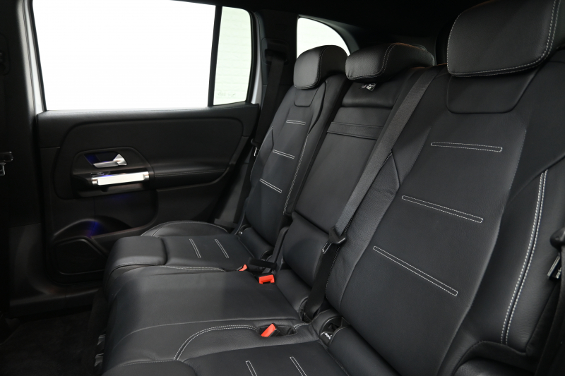 メルセデスベンツ GLB GLB250 4MATIC ｽﾎﾟｰﾂ ﾅｲﾄPKG AMGﾗｲﾝ ﾚｰﾀﾞｰSP　ACC 黒革 ﾋｰﾀｰ MBUXﾅﾋﾞTV 360ｶﾒﾗ Blouetoothｵｰﾃﾞｨｵ ﾜｲﾔﾚｽﾁｬｰｼﾞ 自動Rｹﾞｰﾄ&ﾊﾝｽﾞﾌﾘｰA AMGｴｱﾛ&20ｲﾝﾁAW　2年保証