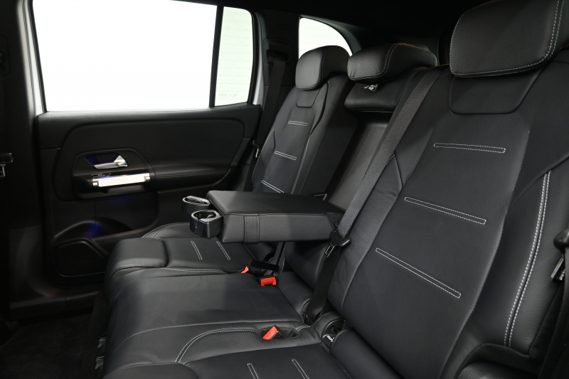 メルセデスベンツ GLB GLB250 4MATIC ｽﾎﾟｰﾂ ﾅｲﾄPKG AMGﾗｲﾝ ﾚｰﾀﾞｰSP　ACC 黒革 ﾋｰﾀｰ MBUXﾅﾋﾞTV 360ｶﾒﾗ Blouetoothｵｰﾃﾞｨｵ ﾜｲﾔﾚｽﾁｬｰｼﾞ 自動Rｹﾞｰﾄ&ﾊﾝｽﾞﾌﾘｰA AMGｴｱﾛ&20ｲﾝﾁAW　2年保証