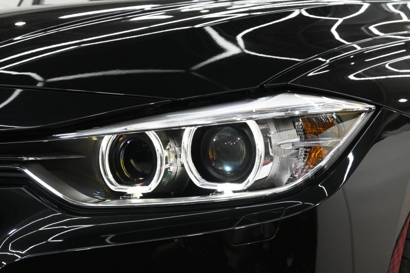 BMW 3シリーズ 320d ﾂｰﾘﾝｸﾞ Mｽﾎﾟｰﾂ　正規D車 ACC ｽﾎﾟｰﾂｼｰﾄ ﾋｰﾀｰ 純正ﾅﾋﾞ TV Bｶﾒﾗ Blouetoothｵｰﾃﾞｨｵ LEDﾍｯﾄﾞﾗｲﾄ 自動Rｹﾞｰﾄ&ﾊﾝｽﾞﾌﾘｰA Mｴｱﾛ&18ｲﾝﾁAW　2年保証