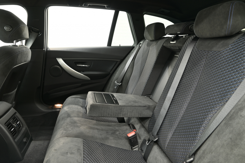 BMW 3シリーズ 320d ﾂｰﾘﾝｸﾞ Mｽﾎﾟｰﾂ　正規D車 ACC ｽﾎﾟｰﾂｼｰﾄ ﾋｰﾀｰ 純正ﾅﾋﾞ TV Bｶﾒﾗ Blouetoothｵｰﾃﾞｨｵ LEDﾍｯﾄﾞﾗｲﾄ 自動Rｹﾞｰﾄ&ﾊﾝｽﾞﾌﾘｰA Mｴｱﾛ&18ｲﾝﾁAW　2年保証