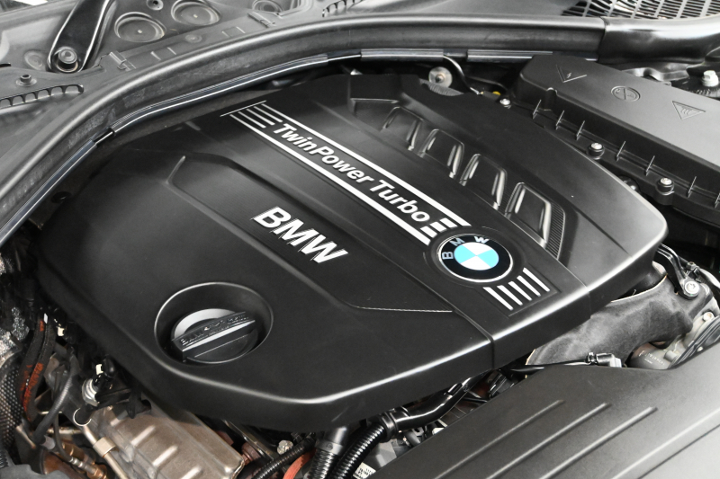 BMW 3シリーズ 320d ﾂｰﾘﾝｸﾞ Mｽﾎﾟｰﾂ　正規D車 ACC ｽﾎﾟｰﾂｼｰﾄ ﾋｰﾀｰ 純正ﾅﾋﾞ TV Bｶﾒﾗ Blouetoothｵｰﾃﾞｨｵ LEDﾍｯﾄﾞﾗｲﾄ 自動Rｹﾞｰﾄ&ﾊﾝｽﾞﾌﾘｰA Mｴｱﾛ&18ｲﾝﾁAW　2年保証