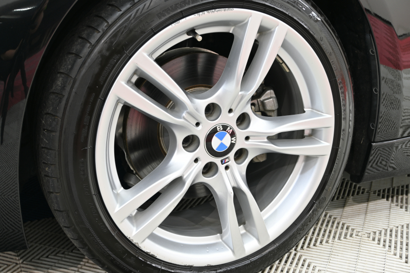 BMW 3シリーズ 320d ﾂｰﾘﾝｸﾞ Mｽﾎﾟｰﾂ　正規D車 ACC ｽﾎﾟｰﾂｼｰﾄ ﾋｰﾀｰ 純正ﾅﾋﾞ TV Bｶﾒﾗ Blouetoothｵｰﾃﾞｨｵ LEDﾍｯﾄﾞﾗｲﾄ 自動Rｹﾞｰﾄ&ﾊﾝｽﾞﾌﾘｰA Mｴｱﾛ&18ｲﾝﾁAW　2年保証