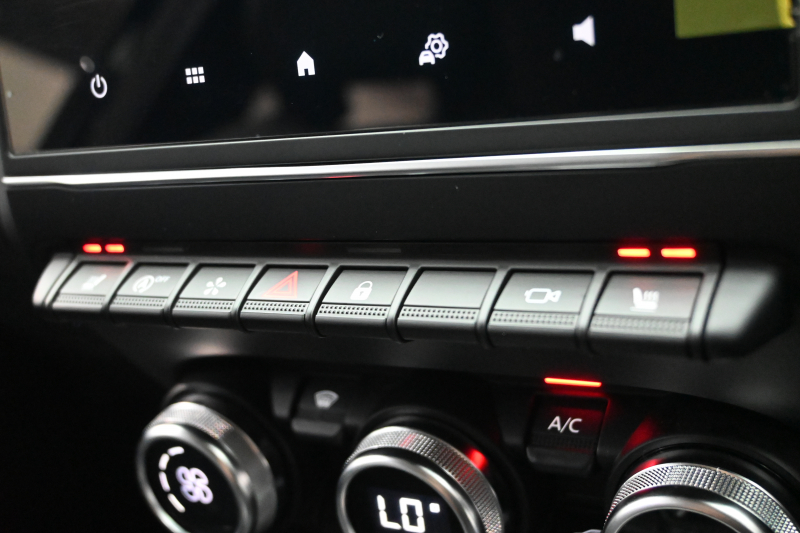 ルノー キャプチャー ｷｬﾌﾟﾁｬｰ ｲﾝﾃﾝｽﾃｯｸﾊﾟｯｸ　黒革 ﾋｰﾀｰ 純正ﾀｯﾁｽｸﾘｰﾝ 360ｶﾒﾗ Carplay Blouetoothｵｰﾃﾞｨｵ ｱﾀﾞﾌﾟﾃｨﾌﾞｸﾙｰｽﾞｺﾝﾄﾛｰﾙ LEDﾍｯﾄﾞﾗｲﾄ 純正18ｲﾝﾁAW　2年保証