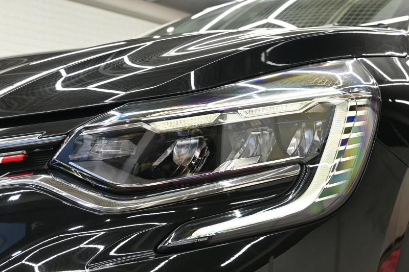 ルノー キャプチャー ｷｬﾌﾟﾁｬｰ ｲﾝﾃﾝｽﾃｯｸﾊﾟｯｸ　黒革 ﾋｰﾀｰ 純正ﾀｯﾁｽｸﾘｰﾝ 360ｶﾒﾗ Carplay Blouetoothｵｰﾃﾞｨｵ ｱﾀﾞﾌﾟﾃｨﾌﾞｸﾙｰｽﾞｺﾝﾄﾛｰﾙ LEDﾍｯﾄﾞﾗｲﾄ 純正18ｲﾝﾁAW　2年保証