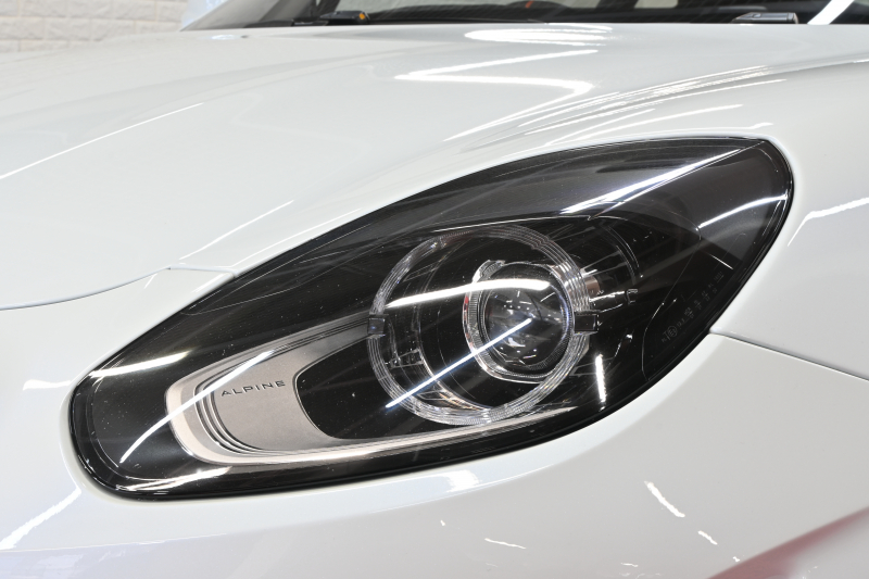 アルピーヌ A110 S　Pｽﾀ iｽﾄｯﾌﾟ ｸﾙｺﾝ PTS Sabelt製ﾊﾞｹｯﾄｼｰﾄ ｱﾙｶﾝﾀｰﾗﾙｰﾌﾗｲﾅｰ 7ｲﾝﾁｽｸﾘｰﾝ ﾅﾋﾞTV BTｵｰﾃﾞｨｵ Carpaly Bｶﾒﾗ Focalｽﾋﾟｰｶｰ ﾌﾞﾚﾝﾎﾞｷｬﾘﾊﾟｰ ｶｰﾎﾞﾝR 純正18AW　2年保証付