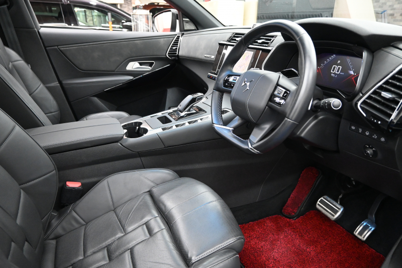 DSオートモビル DS7 ｸﾛｽﾊﾞｯｸ ｵﾍﾟﾗ　Pｽﾀ ACC BSM  LKA ﾅｲﾄﾋﾞｼﾞｮﾝ ﾊﾟﾉﾗﾏSR  黒革 ﾋｰﾀｰ&ﾍﾞﾝﾁﾚｰﾀｰ 純正ﾅﾋﾞ BTｵｰﾃﾞｨｵ Carpaly ﾃﾞｼﾞﾀﾙｲﾝﾅｰﾐﾗ‐ 純正20ｲﾝﾁAW　2年保証付