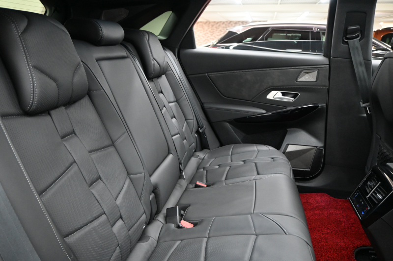 DSオートモビル DS7 ｸﾛｽﾊﾞｯｸ ｵﾍﾟﾗ　Pｽﾀ ACC BSM  LKA ﾅｲﾄﾋﾞｼﾞｮﾝ ﾊﾟﾉﾗﾏSR  黒革 ﾋｰﾀｰ&ﾍﾞﾝﾁﾚｰﾀｰ 純正ﾅﾋﾞ BTｵｰﾃﾞｨｵ Carpaly ﾃﾞｼﾞﾀﾙｲﾝﾅｰﾐﾗ‐ 純正20ｲﾝﾁAW　2年保証付