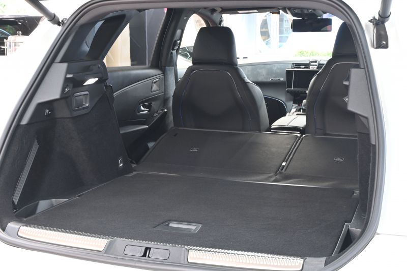 DSオートモビル DS7 ｸﾛｽﾊﾞｯｸ ｵﾍﾟﾗ　Pｽﾀ ACC BSM  LKA ﾅｲﾄﾋﾞｼﾞｮﾝ ﾊﾟﾉﾗﾏSR  黒革 ﾋｰﾀｰ&ﾍﾞﾝﾁﾚｰﾀｰ 純正ﾅﾋﾞ BTｵｰﾃﾞｨｵ Carpaly ﾃﾞｼﾞﾀﾙｲﾝﾅｰﾐﾗ‐ 純正20ｲﾝﾁAW　2年保証付