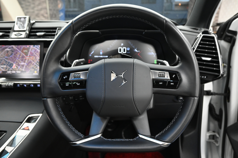 DSオートモビル DS7 ｸﾛｽﾊﾞｯｸ ｵﾍﾟﾗ　Pｽﾀ ACC BSM  LKA ﾅｲﾄﾋﾞｼﾞｮﾝ ﾊﾟﾉﾗﾏSR  黒革 ﾋｰﾀｰ&ﾍﾞﾝﾁﾚｰﾀｰ 純正ﾅﾋﾞ BTｵｰﾃﾞｨｵ Carpaly ﾃﾞｼﾞﾀﾙｲﾝﾅｰﾐﾗ‐ 純正20ｲﾝﾁAW　2年保証付