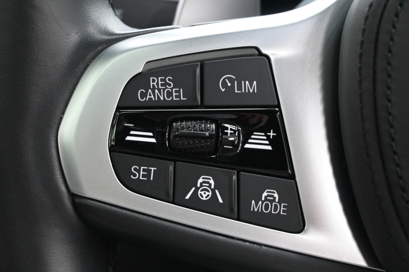 BMW 3シリーズ 320d XDrive ﾂｰﾘﾝｸﾞ Mｽﾎﾟｰﾂ　1ｵﾅ ﾊﾟﾉﾗﾏR ｲﾝﾃﾘS ACC LKA/LDW ﾊｰﾌ革 純正ﾅﾋﾞTV Carplay Mｴｱﾛ&18ｲﾝﾁAW LED　2年保証付