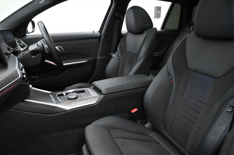 BMW 3シリーズ 320d XDrive ﾂｰﾘﾝｸﾞ Mｽﾎﾟｰﾂ　1ｵﾅ ﾊﾟﾉﾗﾏR ｲﾝﾃﾘS ACC LKA/LDW ﾊｰﾌ革 純正ﾅﾋﾞTV Carplay Mｴｱﾛ&18ｲﾝﾁAW LED　2年保証付