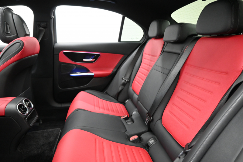 メルセデスベンツ Cクラス C200AVG AMGﾗｲﾝ ﾚｻﾞｰEXｸﾙ&ﾍﾞｰｼｯｸP ﾚｰﾀﾞｰP　ACC Pｽﾀ ECO  赤/黒革 ﾊﾟﾉﾗﾏR HDDﾅﾋﾞTV 360ｶﾒﾗ Carplay AMGｴｱﾛ&18ｲﾝﾁAW LED　新車保証付