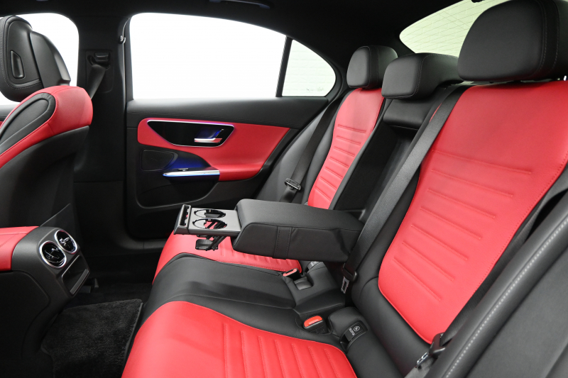 メルセデスベンツ Cクラス C200AVG AMGﾗｲﾝ ﾚｻﾞｰEXｸﾙ&ﾍﾞｰｼｯｸP ﾚｰﾀﾞｰP　ACC Pｽﾀ ECO  赤/黒革 ﾊﾟﾉﾗﾏR HDDﾅﾋﾞTV 360ｶﾒﾗ Carplay AMGｴｱﾛ&18ｲﾝﾁAW LED　新車保証付