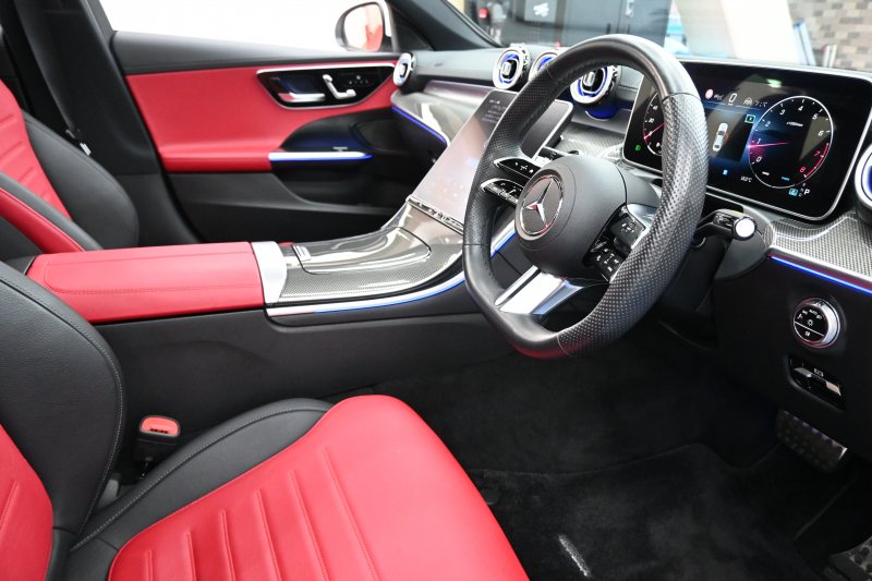 メルセデスベンツ Cクラス C200AVG AMGﾗｲﾝ ﾚｻﾞｰEXｸﾙ&ﾍﾞｰｼｯｸP ﾚｰﾀﾞｰP　ACC Pｽﾀ ECO  赤/黒革 ﾊﾟﾉﾗﾏR HDDﾅﾋﾞTV 360ｶﾒﾗ Carplay AMGｴｱﾛ&18ｲﾝﾁAW LED　新車保証付