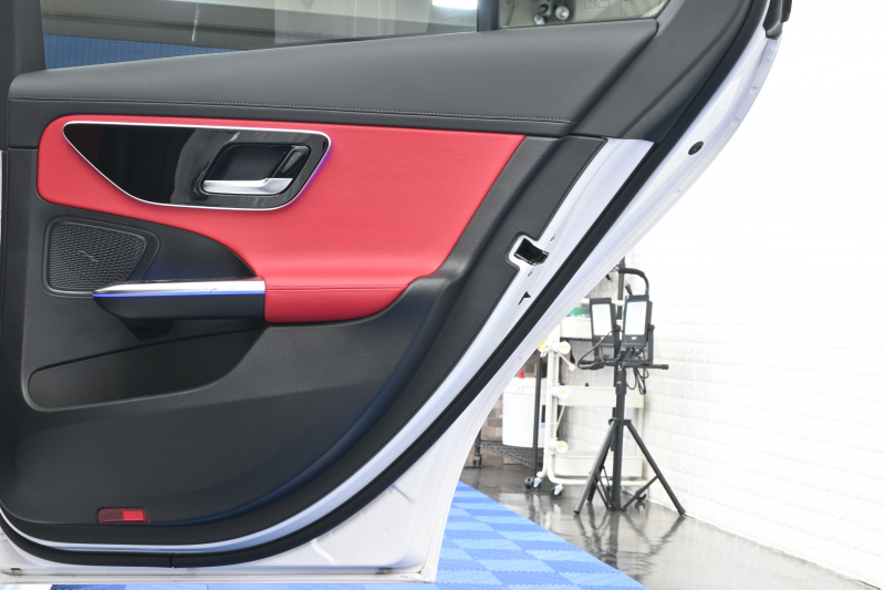 メルセデスベンツ Cクラス C200AVG AMGﾗｲﾝ ﾚｻﾞｰEXｸﾙ&ﾍﾞｰｼｯｸP ﾚｰﾀﾞｰP　ACC Pｽﾀ ECO  赤/黒革 ﾊﾟﾉﾗﾏR HDDﾅﾋﾞTV 360ｶﾒﾗ Carplay AMGｴｱﾛ&18ｲﾝﾁAW LED　新車保証付