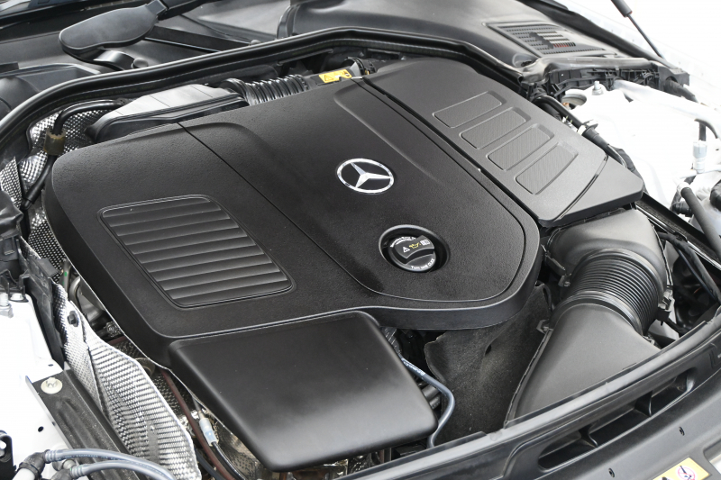 メルセデスベンツ Cクラス C200AVG AMGﾗｲﾝ ﾚｻﾞｰEXｸﾙ&ﾍﾞｰｼｯｸP ﾚｰﾀﾞｰP　ACC Pｽﾀ ECO  赤/黒革 ﾊﾟﾉﾗﾏR HDDﾅﾋﾞTV 360ｶﾒﾗ Carplay AMGｴｱﾛ&18ｲﾝﾁAW LED　新車保証付