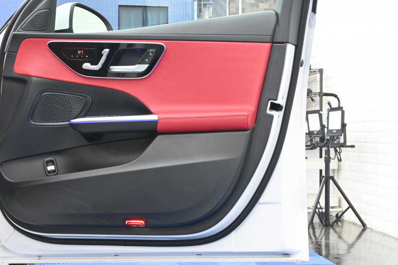 メルセデスベンツ Cクラス C200AVG AMGﾗｲﾝ ﾚｻﾞｰEXｸﾙ&ﾍﾞｰｼｯｸP ﾚｰﾀﾞｰP　ACC Pｽﾀ ECO  赤/黒革 ﾊﾟﾉﾗﾏR HDDﾅﾋﾞTV 360ｶﾒﾗ Carplay AMGｴｱﾛ&18ｲﾝﾁAW LED　新車保証付