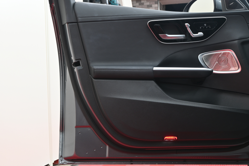 メルセデスベンツ Cクラス C220d AVG AMGﾗｲﾝ ﾚｻﾞｰEXｸﾙ&ﾍﾞｰｼｯｸP ﾚｰﾀﾞｰP　ACC ﾘｱｱｸｽﾙ Pｽﾀ ECO  黒革 ﾊﾟﾉﾗﾏR HDDﾅﾋﾞTV 360ｶﾒﾗ Carplay AMGｴｱﾛ&18ｲﾝﾁAW LED　新車保証付