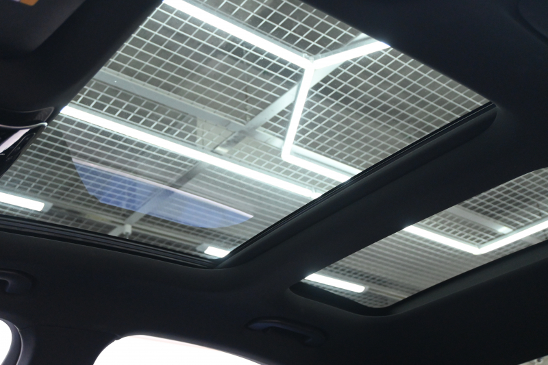 メルセデスベンツ Cクラス C220d AVG AMGﾗｲﾝ ﾚｻﾞｰEXｸﾙ&ﾍﾞｰｼｯｸP ﾚｰﾀﾞｰP　ACC ﾘｱｱｸｽﾙ Pｽﾀ ECO  黒革 ﾊﾟﾉﾗﾏR HDDﾅﾋﾞTV 360ｶﾒﾗ Carplay AMGｴｱﾛ&18ｲﾝﾁAW LED　新車保証付