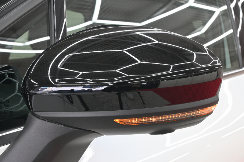 ルノー キャプチャー ｲﾝﾃﾝｽ ﾃｯｸﾊﾟｯｸ　Pｽﾀ ACC ECO ｱｸﾃｨﾌﾞﾌﾞﾚｰｷ 黒革 ﾋｰﾀｰ BTｵｰﾃﾞｨｵ Carplay 純正18ｲﾝﾁAW ﾌﾞﾗｲﾝﾄﾞｽﾎﾟｯﾄﾓﾆﾀｰ LEDﾗｲﾄ 　2年保証付