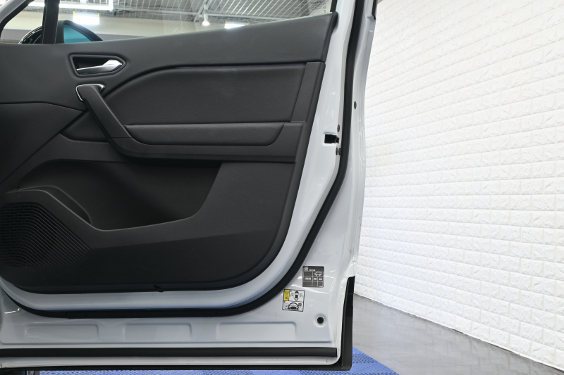 ルノー キャプチャー ｲﾝﾃﾝｽ ﾃｯｸﾊﾟｯｸ　Pｽﾀ ACC ECO ｱｸﾃｨﾌﾞﾌﾞﾚｰｷ 黒革 ﾋｰﾀｰ BTｵｰﾃﾞｨｵ Carplay 純正18ｲﾝﾁAW ﾌﾞﾗｲﾝﾄﾞｽﾎﾟｯﾄﾓﾆﾀｰ LEDﾗｲﾄ 　2年保証付