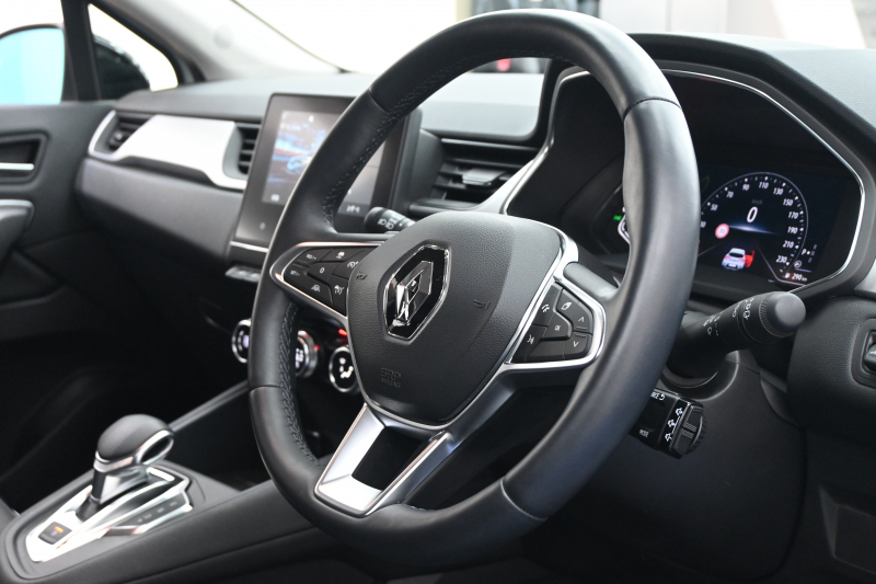 ルノー キャプチャー ｲﾝﾃﾝｽ ﾃｯｸﾊﾟｯｸ　Pｽﾀ ACC ECO ｱｸﾃｨﾌﾞﾌﾞﾚｰｷ 黒革 ﾋｰﾀｰ BTｵｰﾃﾞｨｵ Carplay 純正18ｲﾝﾁAW ﾌﾞﾗｲﾝﾄﾞｽﾎﾟｯﾄﾓﾆﾀｰ LEDﾗｲﾄ 　2年保証付