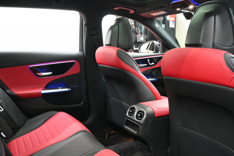 メルセデスベンツ Cクラス C220dｽﾃｰｼｮﾝﾜｺﾞﾝAVG AMGﾗｲﾝ ﾚｻﾞｰEXｸﾙ&ﾍﾞｰｼｯｸP RSP　1ｵﾅ 赤×黒革ﾊﾟﾉﾗﾏR HDDﾅﾋﾞTV Carplay AMGｴｱﾛ&18ｲﾝﾁAW 新車保証継承可