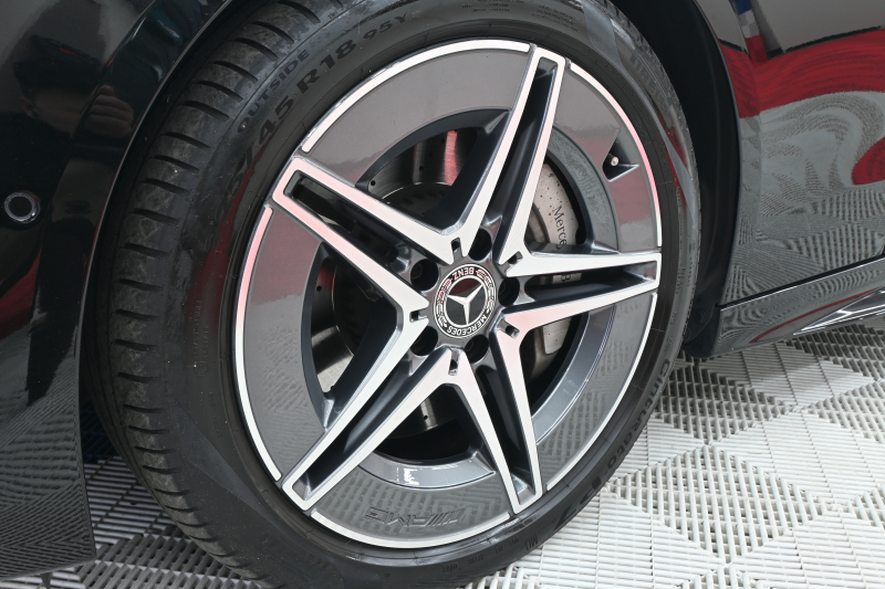 メルセデスベンツ Cクラス C220dｽﾃｰｼｮﾝﾜｺﾞﾝAVG AMGﾗｲﾝ ﾚｻﾞｰEXｸﾙ&ﾍﾞｰｼｯｸP RSP　1ｵﾅ 赤×黒革ﾊﾟﾉﾗﾏR HDDﾅﾋﾞTV Carplay AMGｴｱﾛ&18ｲﾝﾁAW 新車保証継承可