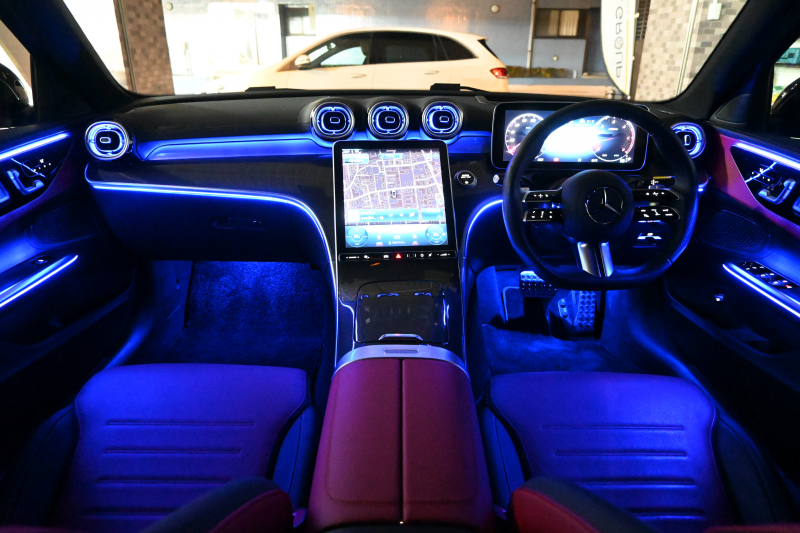 メルセデスベンツ Cクラス C220dｽﾃｰｼｮﾝﾜｺﾞﾝAVG AMGﾗｲﾝ ﾚｻﾞｰEXｸﾙ&ﾍﾞｰｼｯｸP RSP　1ｵﾅ 赤×黒革ﾊﾟﾉﾗﾏR HDDﾅﾋﾞTV Carplay AMGｴｱﾛ&18ｲﾝﾁAW 新車保証継承可