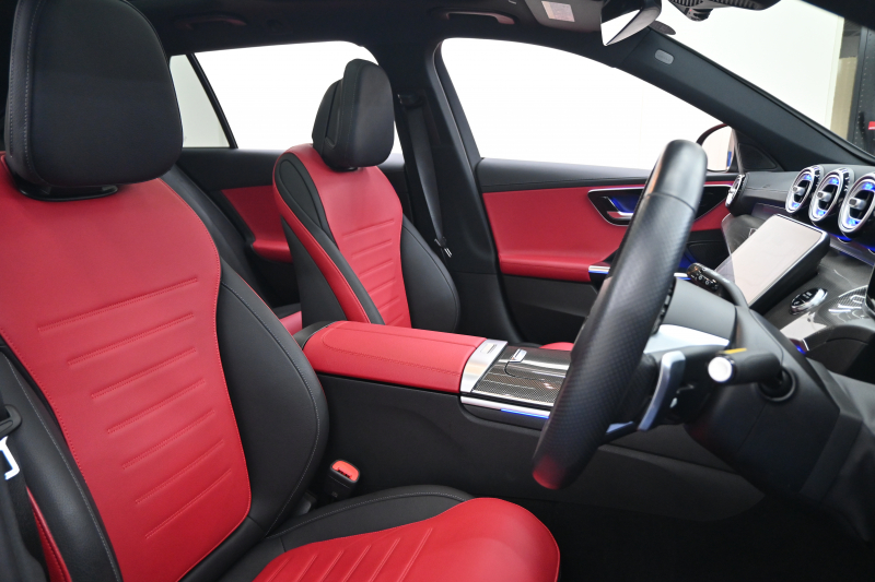 メルセデスベンツ Cクラス C220dｽﾃｰｼｮﾝﾜｺﾞﾝAVG AMGﾗｲﾝ ﾚｻﾞｰEXｸﾙ&ﾍﾞｰｼｯｸP RSP　1ｵﾅ 赤×黒革ﾊﾟﾉﾗﾏR HDDﾅﾋﾞTV Carplay AMGｴｱﾛ&18ｲﾝﾁAW 新車保証継承可