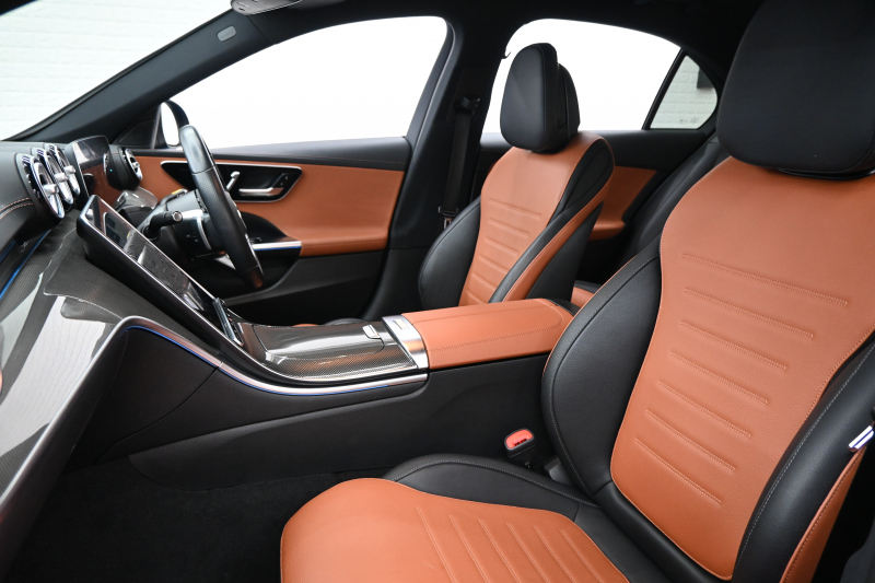 メルセデスベンツ Cクラス C220d AVG AMGﾗｲﾝ ﾚｻﾞｰEXｸﾙ&ﾍﾞｰｼｯｸP ﾚｰﾀﾞｰP　ACC Pｽﾀ ECO  黒革 ﾊﾟﾉﾗﾏR HDDﾅﾋﾞTV 360ｶﾒﾗ Carplay AMGｴｱﾛ&18ｲﾝﾁAW LED　新車保証付