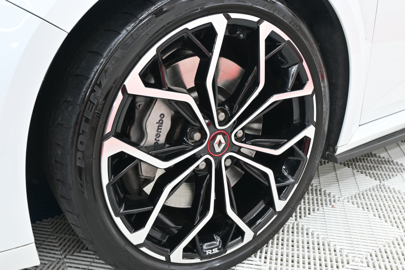 ルノー メガーヌ ﾙﾉｰｽﾎﾟｰﾙ　1ｵｰﾅｰ ACC Pｽﾀ ｱｸﾃｨﾌﾞｴﾏｰｼﾞｪﾝｼｰﾌﾞﾚｰｷ ｱﾙｶﾝﾀﾗｽﾎﾟｰﾂﾄｼｰﾄ 純正ﾃﾞｨｽﾌﾟﾚｲｵｰﾃﾞｨｵ Carplay Bｶﾒﾗ RSﾓｰﾄﾞ 純正19ｲﾝﾁAW　2年保証付