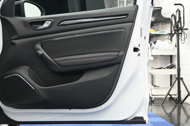 ルノー メガーヌ ﾙﾉｰｽﾎﾟｰﾙ　1ｵｰﾅｰ ACC Pｽﾀ ｱｸﾃｨﾌﾞｴﾏｰｼﾞｪﾝｼｰﾌﾞﾚｰｷ ｱﾙｶﾝﾀﾗｽﾎﾟｰﾂﾄｼｰﾄ 純正ﾃﾞｨｽﾌﾟﾚｲｵｰﾃﾞｨｵ Carplay Bｶﾒﾗ RSﾓｰﾄﾞ 純正19ｲﾝﾁAW　2年保証付