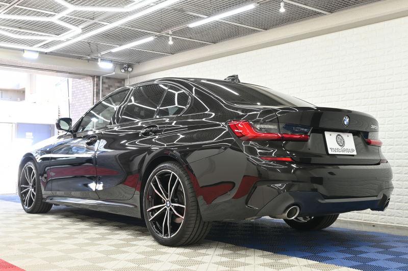 BMW 3シリーズ 320iMｽﾎﾟｰﾂ ﾊｲﾗｲﾝ&ｺﾝﾌｫｰﾄP ｲﾝﾃﾘS ACC 白革 HDDﾅﾋﾞ