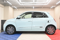 ルノー トゥインゴ ｲﾝﾃﾝｽ　1ｵﾅ ECO機能 ｸﾙｺﾝ LDW 黒×白ﾚｻﾞｰ調×ﾌｧﾌﾞﾘｯｸｼｰﾄ 純正ﾀｯﾁｽｸﾘｰﾝ Carplay Bｶﾒﾗ 16ｲﾝﾁｱﾛｲﾎｲｰﾙ ﾌﾞﾗﾝｲﾝﾃﾘｱ　2年保証付