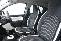 ルノー トゥインゴ ｲﾝﾃﾝｽ　1ｵﾅ ECO機能 ｸﾙｺﾝ LDW 黒×白ﾚｻﾞｰ調×ﾌｧﾌﾞﾘｯｸｼｰﾄ 純正ﾀｯﾁｽｸﾘｰﾝ Carplay Bｶﾒﾗ 16ｲﾝﾁｱﾛｲﾎｲｰﾙ ﾌﾞﾗﾝｲﾝﾃﾘｱ　2年保証付