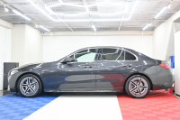 メルセデスベンツ Cクラス C200AVG AMGﾗｲﾝ&ﾍﾞｰｼｯｸP ﾚｰﾀﾞｰｾｰﾌﾃｨP 1ｵﾅ ﾊｰﾌ革 純正HDDﾅﾋﾞ Carplay BTｵｰﾃﾞｨｵ&TEL ﾜｲﾔﾚｽ充電器 ｱﾝﾋﾞｴﾝﾄﾗｲﾄ AMGｴｱﾛ&18ｲﾝﾁAW　新車保証付