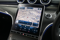 メルセデスベンツ Cクラス C200AVG AMGﾗｲﾝ&ﾍﾞｰｼｯｸP ﾚｰﾀﾞｰｾｰﾌﾃｨP 1ｵﾅ ﾊｰﾌ革 純正HDDﾅﾋﾞ Carplay BTｵｰﾃﾞｨｵ&TEL ﾜｲﾔﾚｽ充電器 ｱﾝﾋﾞｴﾝﾄﾗｲﾄ AMGｴｱﾛ&18ｲﾝﾁAW　新車保証付