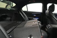 メルセデスベンツ Cクラス C200AVG AMGﾗｲﾝ&ﾍﾞｰｼｯｸP ﾚｰﾀﾞｰｾｰﾌﾃｨP 1ｵﾅ ﾊｰﾌ革 純正HDDﾅﾋﾞ Carplay BTｵｰﾃﾞｨｵ&TEL ﾜｲﾔﾚｽ充電器 ｱﾝﾋﾞｴﾝﾄﾗｲﾄ AMGｴｱﾛ&18ｲﾝﾁAW　新車保証付