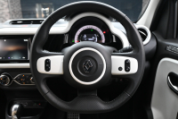 ルノー トゥインゴ ｲﾝﾃﾝｽ ｷｬﾝﾊﾞｽﾄｯﾌﾟ　 1ｵﾅ ﾚｻﾞｰ調×ﾌｧﾌﾞﾘｯｸｼｰﾄ ｼｰﾄﾋｰﾀｰ 純正ﾀｯﾁﾓﾆﾀｰ Bｶﾒﾗ Carplay 純正16ｲﾝﾁAW ﾛｰﾀﾞｳﾝ　2年保証付